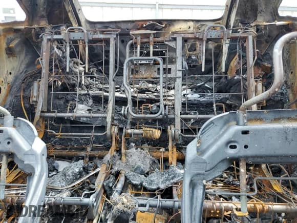 ✅ 2021 Infiniti QX50 Luxe • VIN: 3PCAJ5BBXMF111627 • Лот: 58148175. Опубликован ранее на Copart с пробегом Не указан. Бесплатный доступ к архиву аукционных продаж из США и подробный отчёт об истории автомобиля на DreamBid. Изображение 10.