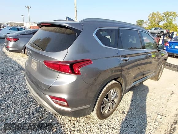 ✅ 2019 Hyundai Santa Fe Limited • VIN: 5NMS53AD2KH062449 • Lot: 43330114. Listed on IAAI with 85,838 mi. Free auction sales archive from the USA and detailed vehicle history report at DreamBid. Image 4.