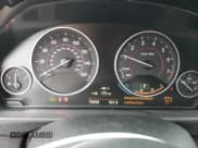 ✅ 2015 BMW 3 Series 328i xDrive • VIN: WBA3B5G52FNS13918 • Лот: 65646895. Опубликован ранее на Copart с пробегом 79 828 миль. Бесплатный доступ к архиву аукционных продаж из США и подробный отчёт об истории автомобиля на DreamBid. Изображение 9.