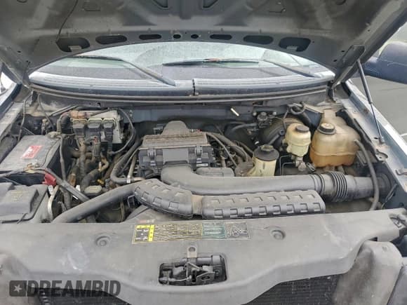 ✅ 2005 Ford F-150 XLT • VIN: 1FTPW14545FA94509 • Lot: 93291505. Listed on Copart with 103,261 mi. Free auction sales archive from the USA and detailed vehicle history report at DreamBid. Image 11.