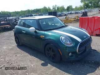 2016 MINI Hardtop with VIN WMWXP5C52G2D14536, listed as a IAAI auction lot 42565690 with 62,682 mi miles and . Bid and sale history available at DreamBid. Image 1.