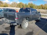 ✅ 2010 Chevrolet Silverado 1500 • VIN: 3GCXKTE27AG261479 • Lot: 43635635. Wystawiony na IAAI z przebiegiem 232 696 mil. Bezpłatny archiwum sprzedaży aukcyjnych z USA i szczegółowy raport historii pojazdu na DreamBid. Zdjęcie 4.