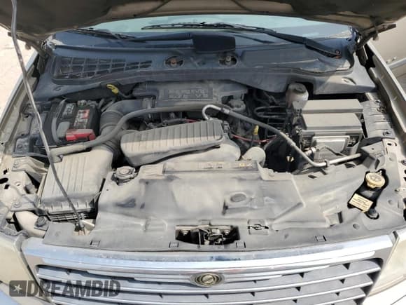 ✅ 2008 Chrysler Aspen Limited • VIN: 1A8HX58288F130093 • Lot: 63255974. Listed on Copart with 192,327 mi. Free auction sales archive from the USA and detailed vehicle history report at DreamBid. Image 11.