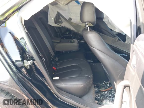 ✅ 2010 Cadillac CTS • VIN: 1G6DA5EG7A0140388 • Lot: 42451088. Listed on IAAI with 123,128 mi. Free auction sales archive from the USA and detailed vehicle history report at DreamBid. Image 8.