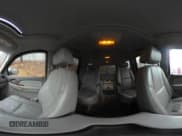 ✅ 2008 Chevrolet Suburban LTZ • VIN: 1GNFK16368R200844 • Lot: 41722464. Listed on IAAI with 381,802 mi. Free auction sales archive from the USA and detailed vehicle history report at DreamBid. Image 19.