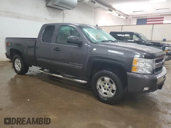 ✅ 2011 Chevrolet Silverado 1500 LT • VIN: 1GCRKSE36BZ304948 • Lot: 68387824. Listed on Copart with 138,469 mi. Free auction sales archive from the USA and detailed vehicle history report at DreamBid. Image 4.