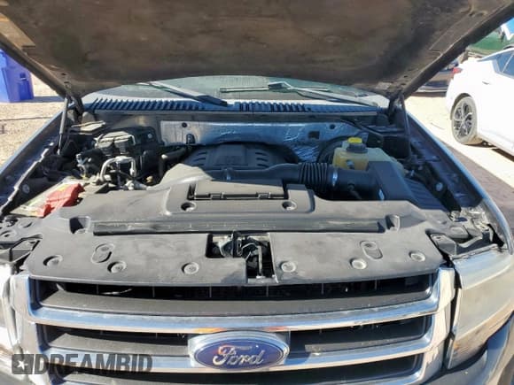 ✅ 2017 Ford Expedition Max XLT • VIN: 1FMJK1HT3HEA19820 • Lot: 91388705. Wystawiony na Copart z przebiegiem 148 923 mil. Bezpłatny archiwum sprzedaży aukcyjnych z USA i szczegółowy raport historii pojazdu na DreamBid. Zdjęcie 12.