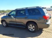 ✅ 2010 Toyota Sequoia SR5 • VIN: 5TDBW5G13AS026996 • Лот: 43416524. Опубликован ранее на IAAI с пробегом 290 340 миль. Бесплатный доступ к архиву аукционных продаж из США и подробный отчёт об истории автомобиля на DreamBid. Изображение 14.