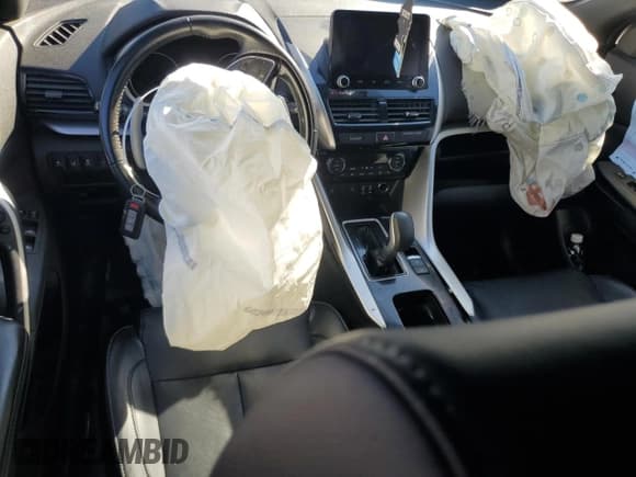 ✅ 2023 Mitsubishi Eclipse Cross SE • VIN: JA4ATWAA8PZ038274 • Лот: 86613305. Опубликован ранее на Copart с пробегом 87 383 миль. Бесплатный доступ к архиву аукционных продаж из США и подробный отчёт об истории автомобиля на DreamBid. Изображение 8.