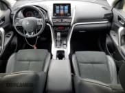 ✅ 2024 Mitsubishi Eclipse Cross SE • VIN: JA4ATWAA8RZ061220 • Лот: 90723665. Опубликован ранее на Copart с пробегом 44 422 миль. Бесплатный доступ к архиву аукционных продаж из США и подробный отчёт об истории автомобиля на DreamBid. Изображение 8.