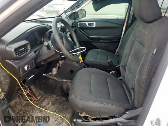 ✅ 2021 Ford Police Interceptor Utility • VIN: 1FM5K8AC4MNA08808 • Lot: 63511345. Wystawiony na Copart z przebiegiem 95 878 mil. Bezpłatny archiwum sprzedaży aukcyjnych z USA i szczegółowy raport historii pojazdu na DreamBid. Zdjęcie 7.