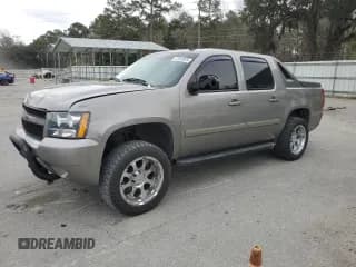 ✅ 2008 Chevrolet Avalanche LS • VIN: 3GNFK12378G274103 • Lot: 47626925. Listed on Copart with 223,923 mi. Free auction sales archive from the USA and detailed vehicle history report at DreamBid. Image 1.