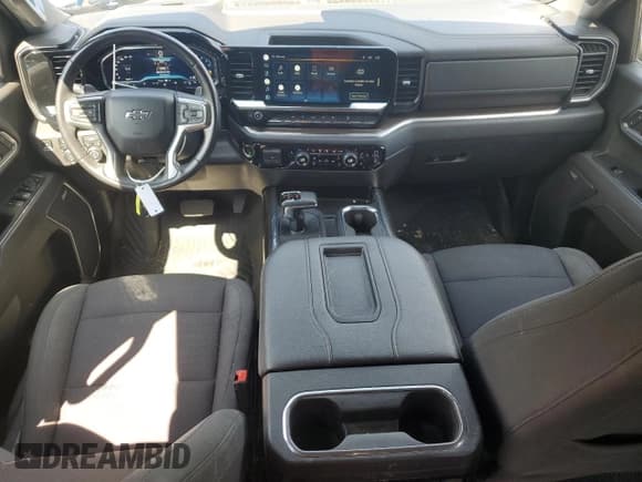 ✅ 2022 Chevrolet Silverado 1500 LT Trail Boss • VIN: 3GCUDFETXNG581439 • Lot: 61172525. Wystawiony na Copart z przebiegiem 56 687 mil. Bezpłatny archiwum sprzedaży aukcyjnych z USA i szczegółowy raport historii pojazdu na DreamBid. Zdjęcie 8.