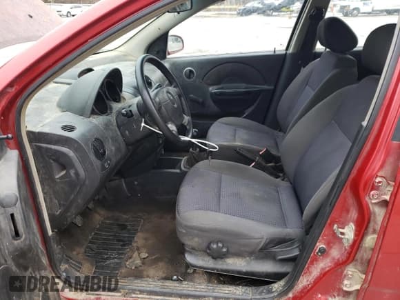 ✅ 2007 Chevrolet Aveo LS • VIN: KL1TD66677B775241 • Lot: 44227905. Wystawiony na Copart z przebiegiem 148 295 mil. Bezpłatny archiwum sprzedaży aukcyjnych z USA i szczegółowy raport historii pojazdu na DreamBid. Zdjęcie 7.