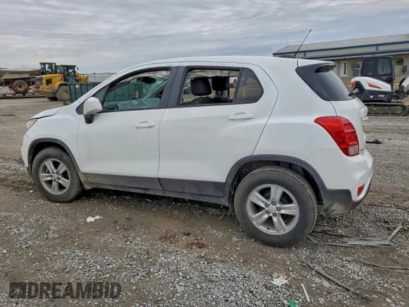 ✅ 2021 Chevrolet Trax LS • VIN: KL7CJKSB1MB315708 • Lot: 94119575. Listed on Copart with 55,232 mi. Free auction sales archive from the USA and detailed vehicle history report at DreamBid. Image 2.