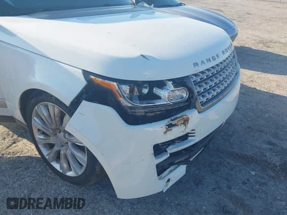 ✅ 2017 Land Rover Range Rover • VIN: SALGS2FE6HA323295 • Lot: 42837116. Wystawiony na IAAI z przebiegiem 96 340 mil. Bezpłatny archiwum sprzedaży aukcyjnych z USA i szczegółowy raport historii pojazdu na DreamBid. Zdjęcie 6.