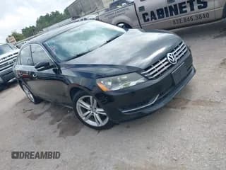 ✅ 2014 Volkswagen Passat SE • VIN: 1VWBN7A33EC103816 • Лот: 43741449. Опубликован ранее на IAAI с пробегом 89 047 миль. Бесплатный доступ к архиву аукционных продаж из США и подробный отчёт об истории автомобиля на DreamBid. Изображение 1.