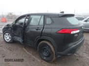 ✅ 2024 Toyota Corolla Cross L • VIN: 7MUAAAAG6RV088975 • Lot: 40961188. Listed on IAAI with 4,204 mi. Free auction sales archive from the USA and detailed vehicle history report at DreamBid. Image 3.