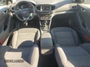 ✅ 2018 Hyundai Ioniq Blue • VIN: KMHC65LC2JU069390 • Lot: 50445545. Wystawiony na Copart z przebiegiem 85 667 mil. Bezpłatny archiwum sprzedaży aukcyjnych z USA i szczegółowy raport historii pojazdu na DreamBid. Zdjęcie 8.