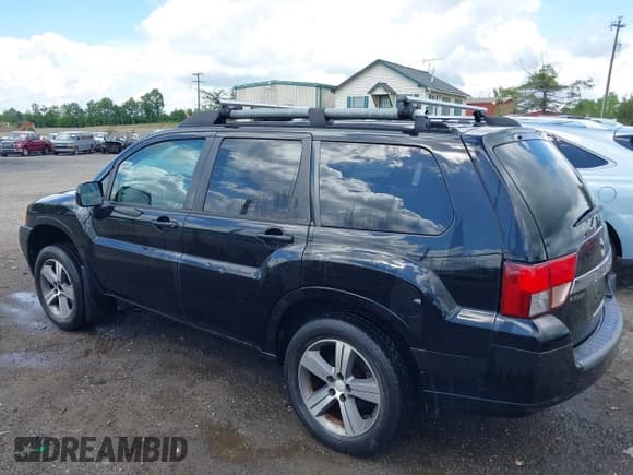 ✅ 2010 Mitsubishi Endeavor SE • VIN: 4A4JN3AS5AE019048 • Lot: 42189797. Wystawiony na IAAI z przebiegiem 193 871 mil. Bezpłatny archiwum sprzedaży aukcyjnych z USA i szczegółowy raport historii pojazdu na DreamBid. Zdjęcie 3.