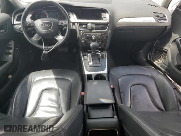 ✅ 2013 Audi allroad A4 Premium • VIN: WA19FAFL7DA141431 • Lot: 63627815. Wystawiony na Copart z przebiegiem 242 285 mil. Bezpłatny archiwum sprzedaży aukcyjnych z USA i szczegółowy raport historii pojazdu na DreamBid. Zdjęcie 8.