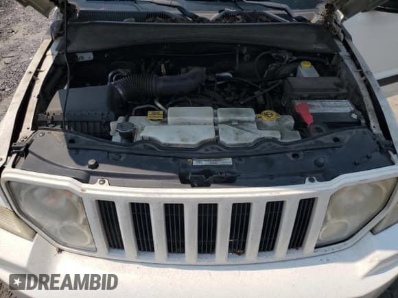 ✅ 2008 Jeep Liberty Sport • VIN: 1J8GN28K88W180752 • Лот: 59441575. Опубликован ранее на Copart с пробегом 203 337 миль. Бесплатный доступ к архиву аукционных продаж из США и подробный отчёт об истории автомобиля на DreamBid. Изображение 12.