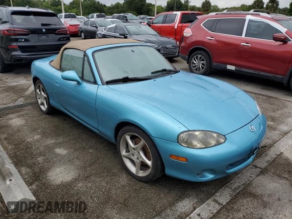 ✅ 2002 Mazda MX-5 Miata Cloth • VIN: JM1NB353920221121 • Lot: 74083274. Wystawiony na Copart z przebiegiem Nie podano. Bezpłatny archiwum sprzedaży aukcyjnych z USA i szczegółowy raport historii pojazdu na DreamBid. Zdjęcie 4.