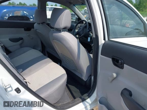 ✅ 2010 Hyundai Accent GLS • VIN: KMHCN4AC4AU485005 • Лот: 42633467. Опубликован ранее на IAAI с пробегом 97 978 миль. Бесплатный доступ к архиву аукционных продаж из США и подробный отчёт об истории автомобиля на DreamBid. Изображение 8.