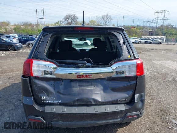 ✅ 2015 GMC Terrain SLE • VIN: 2GKFLVEK6F6239775 • Lot: 42032922. Listed on IAAI with 172,916 mi. Free auction sales archive from the USA and detailed vehicle history report at DreamBid. Image 17.