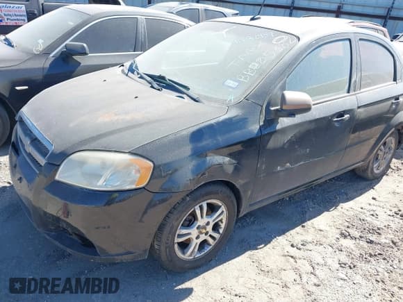 ✅ 2011 Chevrolet Aveo 1LT • VIN: KL1TD5DE8BB225382 • Lot: 41682957. Wystawiony na IAAI z przebiegiem 163 746 mil. Bezpłatny archiwum sprzedaży aukcyjnych z USA i szczegółowy raport historii pojazdu na DreamBid. Zdjęcie 2.