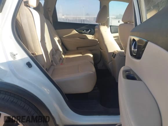 ✅ 2017 Nissan Rogue SV • VIN: JN8AT2MT2HW148045 • Lot: 43544582. Listed on IAAI with 115,334 mi. Free auction sales archive from the USA and detailed vehicle history report at DreamBid. Image 8.