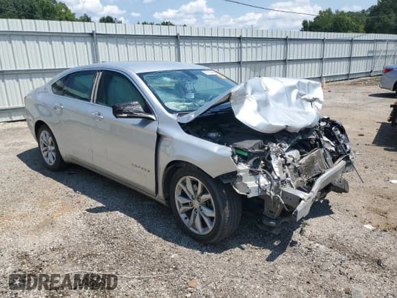 ✅ 2017 Chevrolet Impala LT • VIN: 1G1105SA9HU160401 • Лот: 67852464. Опубликован ранее на Copart с пробегом 266 015 миль. Бесплатный доступ к архиву аукционных продаж из США и подробный отчёт об истории автомобиля на DreamBid. Изображение 4.