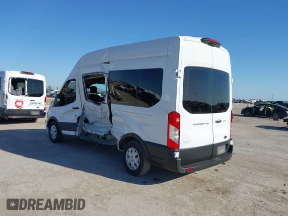 ✅ 2021 Ford Transit Passenger XLT • VIN: 1FBAX2X80MKA49592 • Лот: 43683885. Опубликован ранее на IAAI с пробегом 91 674 миль. Бесплатный доступ к архиву аукционных продаж из США и подробный отчёт об истории автомобиля на DreamBid. Изображение 3.