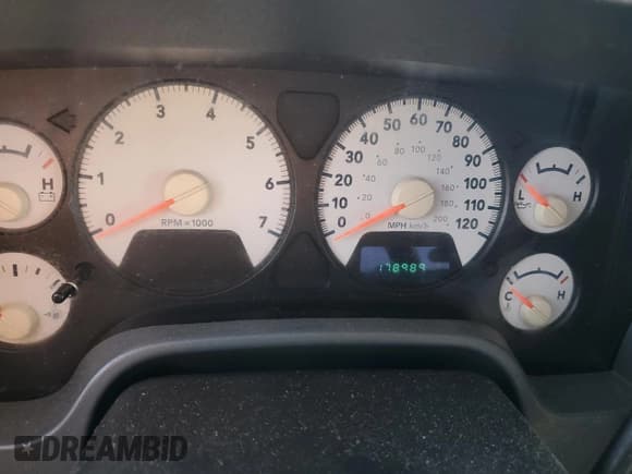 ✅ 2007 Dodge 1500 SLT • VIN: 1D7HA18297J618441 • Лот: 74041704. Опубликован ранее на Copart с пробегом 178 989 миль. Бесплатный доступ к архиву аукционных продаж из США и подробный отчёт об истории автомобиля на DreamBid. Изображение 9.