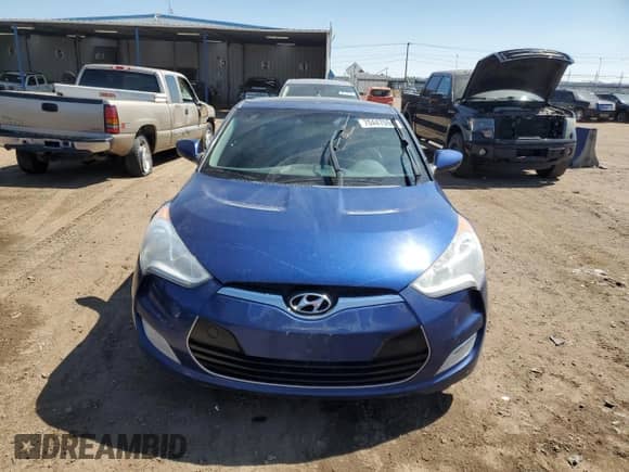 2015 Hyundai Veloster z VIN KMHTC6AD0FU241885, wystawiony jako Copart lot #70447094 z przebiegiem 175 075 mil mil oraz Szkoda całkowita • Salvage title. Historia ofert i sprzedaży dostępna na DreamBid. Obrazek 5.