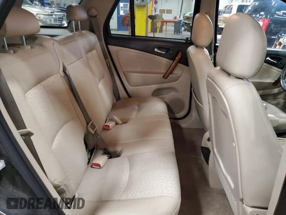 ✅ 2006 Saturn VUE • VIN: 5GZCZ634X6S852615 • Lot: 53688235. Wystawiony na Copart z przebiegiem 217 692 mil. Bezpłatny archiwum sprzedaży aukcyjnych z USA i szczegółowy raport historii pojazdu na DreamBid. Zdjęcie 11.