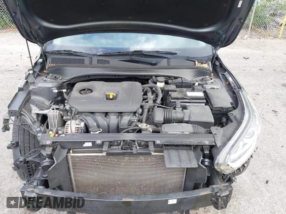 ✅ 2020 Kia Forte LXS • VIN: 3KPF24ADXLE212929 • Lot: 41914749. Wystawiony na IAAI z przebiegiem 71 787 mil. Bezpłatny archiwum sprzedaży aukcyjnych z USA i szczegółowy raport historii pojazdu na DreamBid. Zdjęcie 10.