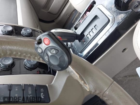 ✅ 2009 Ford Escape Hybrid • VIN: 1FMCU49379KD08964 • Lot: 42064656. Listed on IAAI with 133,536 mi. Free auction sales archive from the USA and detailed vehicle history report at DreamBid. Image 11.