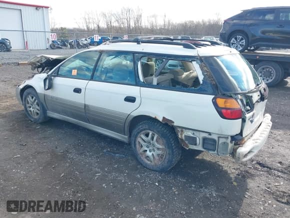 ✅ 2004 Subaru Legacy Outback • VIN: 4S3BH675947633230 • Lot: 43713896. Listed on IAAI with 187,672 mi. Free auction sales archive from the USA and detailed vehicle history report at DreamBid. Image 3.