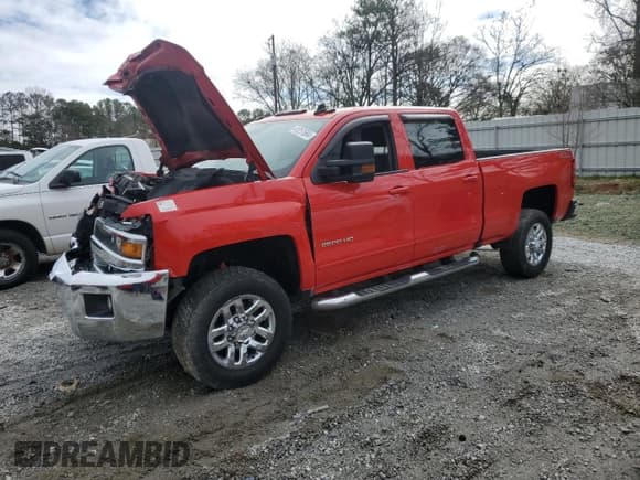 ✅ 2017 Chevrolet Silverado 2500HD LT • VIN: 1GC1KVEG3HF101690 • Lot: 41217584. Wystawiony na Copart z przebiegiem Nie podano. Bezpłatny archiwum sprzedaży aukcyjnych z USA i szczegółowy raport historii pojazdu na DreamBid. Zdjęcie 1.