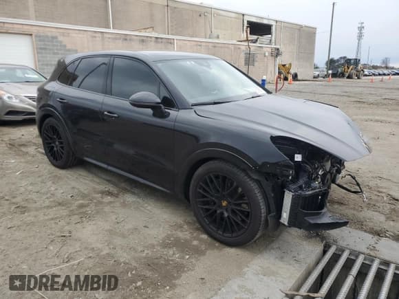 ✅ 2021 Porsche Cayenne GTS • VIN: WP1AG2AY0MDA34761 • Lot: 50386585. Listed on Copart with 29,627 mi. Free auction sales archive from the USA and detailed vehicle history report at DreamBid. Image 4.