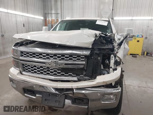 ✅ 2015 Chevrolet Silverado 1500 LTZ • VIN: 3GCUKSEC3FG215970 • Lot: 43324797. Wystawiony na IAAI z przebiegiem 157 506 mil. Bezpłatny archiwum sprzedaży aukcyjnych z USA i szczegółowy raport historii pojazdu na DreamBid. Zdjęcie 6.