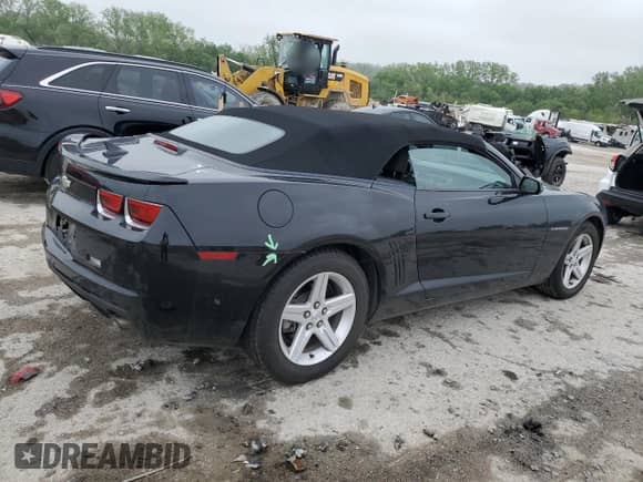 2012 Chevrolet Camaro 1LT z VIN 2G1FB3D33C9153761, wystawiony jako Copart lot #53985145 z przebiegiem 115 563 mil mil oraz Szkoda całkowita • Salvage title. Historia ofert i sprzedaży dostępna na DreamBid. Obrazek 3.