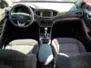 2019 Hyundai Ioniq SEL z VIN KMHC75LC9KU106126, wystawiony jako Copart lot #70461684 z przebiegiem 40 782 mil mil oraz Szkoda całkowita • Salvage title. Historia ofert i sprzedaży dostępna na DreamBid. Obrazek 8.