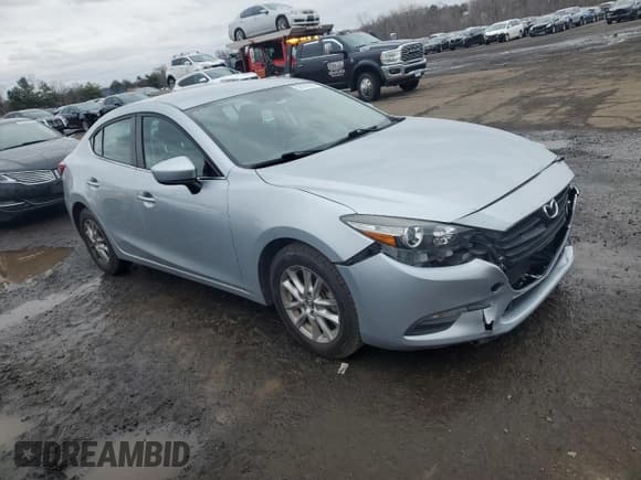 ✅ 2017 Mazda 3 Sport • VIN: 3MZBN1U75HM119823 • Lot: 52610235. Wystawiony na Copart z przebiegiem 77 034 mil. Bezpłatny archiwum sprzedaży aukcyjnych z USA i szczegółowy raport historii pojazdu na DreamBid. Zdjęcie 4.