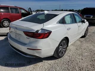 ✅ 2019 Honda Insight Touring • VIN: 19XZE4F96KE008796 • Лот: 37737843. Опубликован ранее на Copart с пробегом Не указан. Бесплатный доступ к архиву аукционных продаж из США и подробный отчёт об истории автомобиля на DreamBid. Изображение 3.