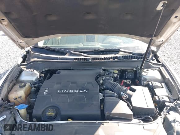 ✅ 2013 Lincoln MKZ • VIN: 3LN6L2GK5DR810147 • Lot: 40102072. Wystawiony na IAAI z przebiegiem 133 690 mil. Bezpłatny archiwum sprzedaży aukcyjnych z USA i szczegółowy raport historii pojazdu na DreamBid. Zdjęcie 10.