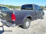 ✅ 1999 Ford F-250 • VIN: 1FTPX27L1XNA01399 • Lot: 43093975. Wystawiony na IAAI z przebiegiem 277 877 mil. Bezpłatny archiwum sprzedaży aukcyjnych z USA i szczegółowy raport historii pojazdu na DreamBid. Zdjęcie 4.