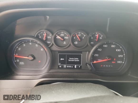 ✅ 2019 Chevrolet Silverado 1500 Custom • VIN: 3GCPYBEHXKG179096 • Lot: 71376864. Wystawiony na Copart z przebiegiem 65 109 mil. Bezpłatny archiwum sprzedaży aukcyjnych z USA i szczegółowy raport historii pojazdu na DreamBid. Zdjęcie 9.