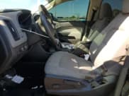 ✅ 2019 Chevrolet Colorado 4WD Work Truck • VIN: 1GCGTBENXK1220457 • Лот: 75680424. Опубликован ранее на Copart с пробегом 105 722 миль. Бесплатный доступ к архиву аукционных продаж из США и подробный отчёт об истории автомобиля на DreamBid. Изображение 7.